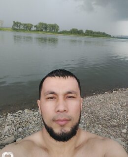 Жасурбек