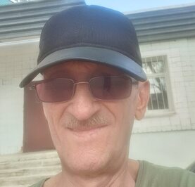 Виктор