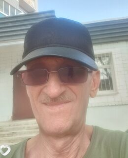Виктор